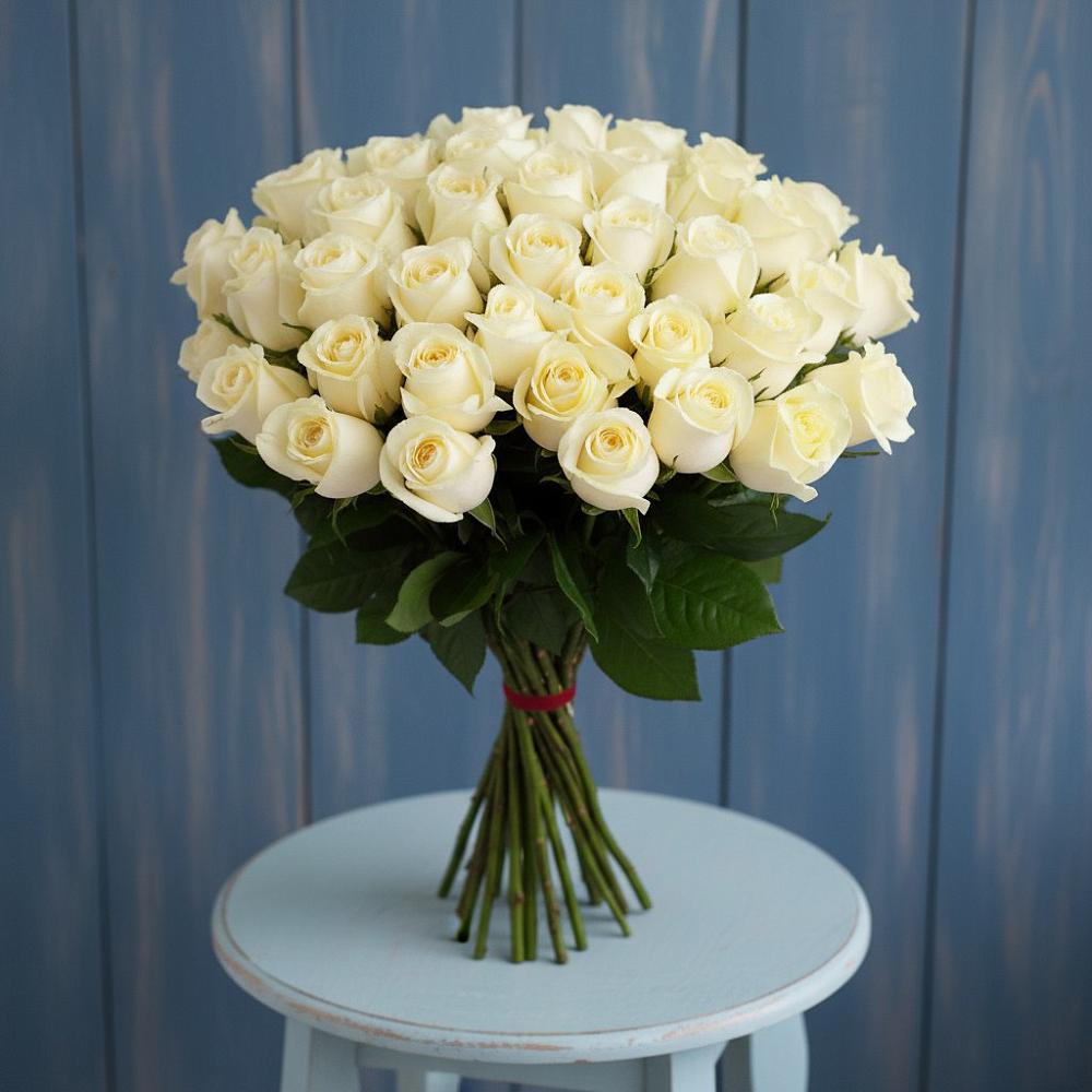 Букет 51 Белая роза Эдлесс Лав в Черноерковской