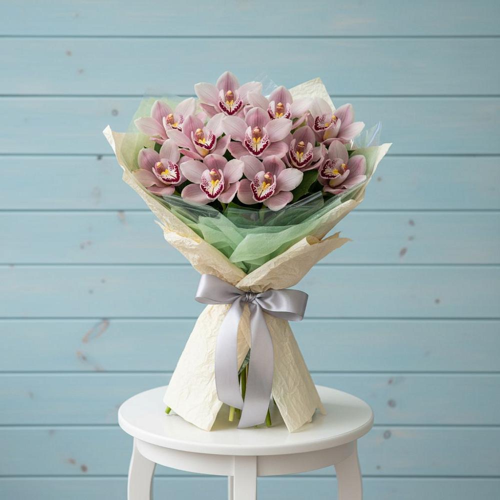 Букет цветов из: Орхидеи и Розы в Черноерковской