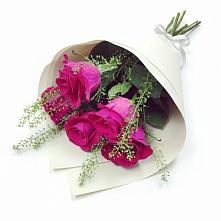 Букет цветов из:  Розы в Черноерковской