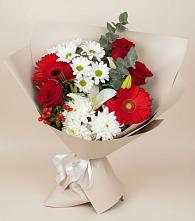 Букет цветов из:  Розы, Хризантемы, Герберы и Лилии в Черноерковской