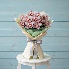 Букет цветов из:  Орхидеи и Розы в Черноерковской