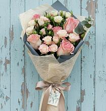 Букет цветов из:  Розы #REPLACE_PRED# Черноерковской