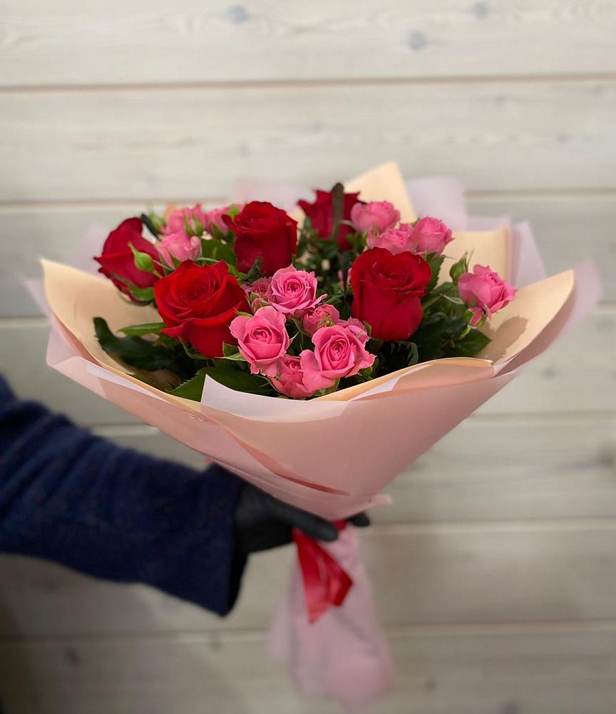 Букет цветов из: Розы в Черноерковской