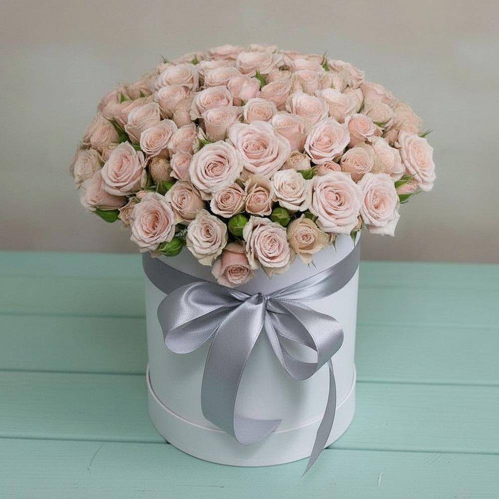 Цветочная композиция из Розы в шляпной коробке в Черноерковской